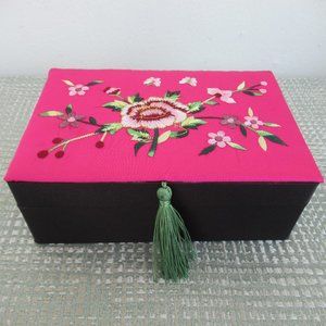 Organizer Box Jewelry w Mirror Jewelry Case Floral Embroidered Satin Texture New